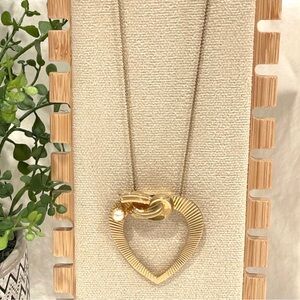 Source Unknown Gold Heart Pendant Necklace with Pearl Accent